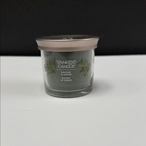 Yankee Candle Dark Green Holiday Candle Balsam and Cedar Scent